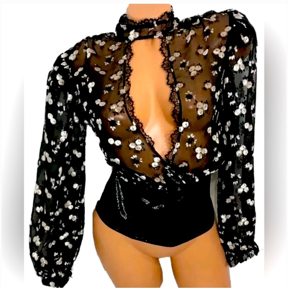 VICTORIA’S SECRET SHEER LACE TOP
